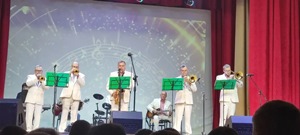 Концерт эстрадно-духового оркестра