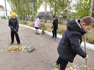 Уборка территории во 2 корпусе